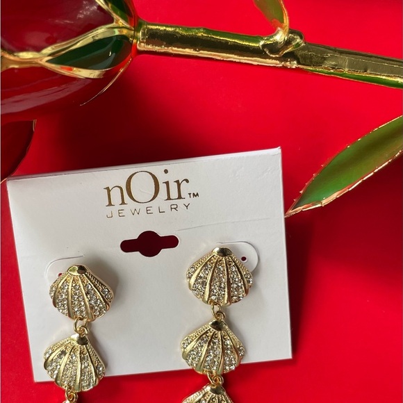 Womens Earrings,Shell Earrings, nOir Jewelry Gold and Silver Shell Earrings. - Picture 5 of 9
